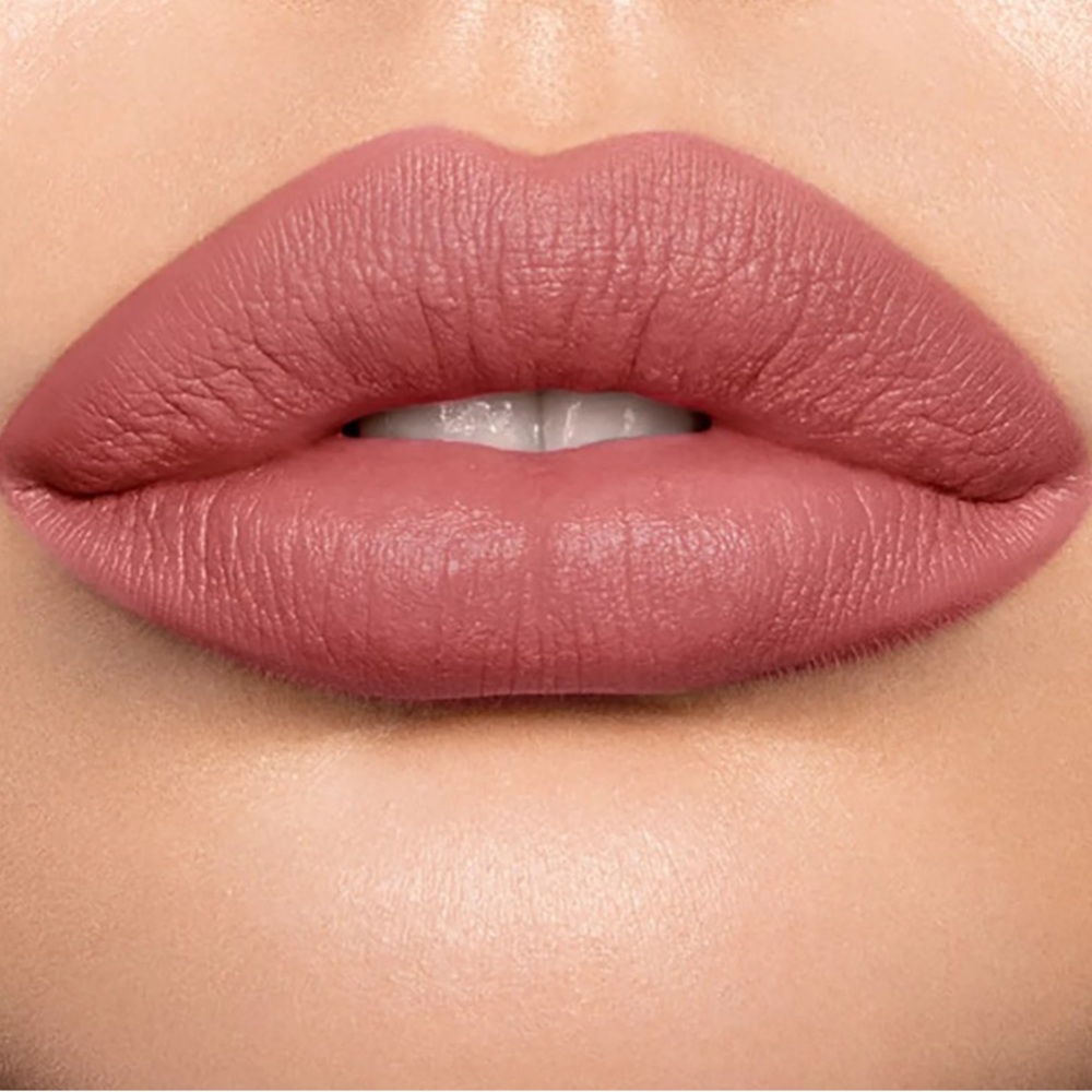 CHARLOTTE TILBURY Matte Revolution Lipstick- Wedding Bells - Picture 4 of 6